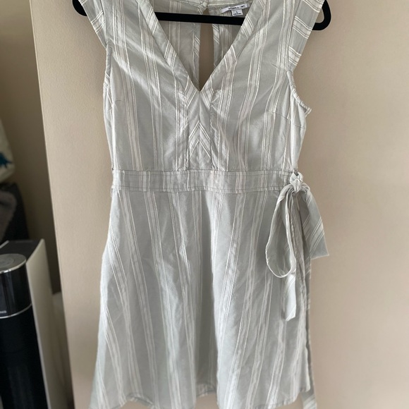 Size Large O'Neil dress - Picture 1 of 3